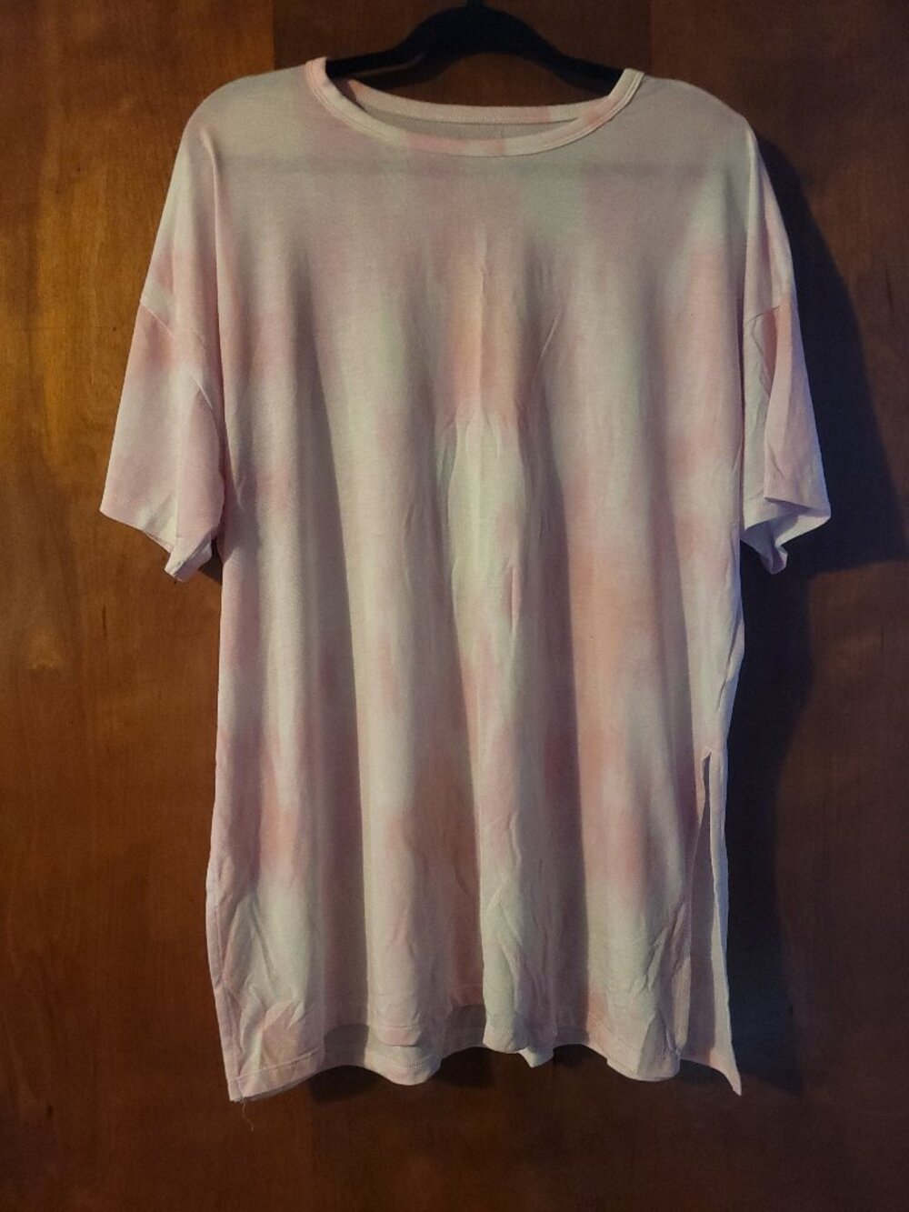 Old Navy Active Go-Dry Pink/White Tie-Dye Short Sleeve T-Shirt, Size Medium